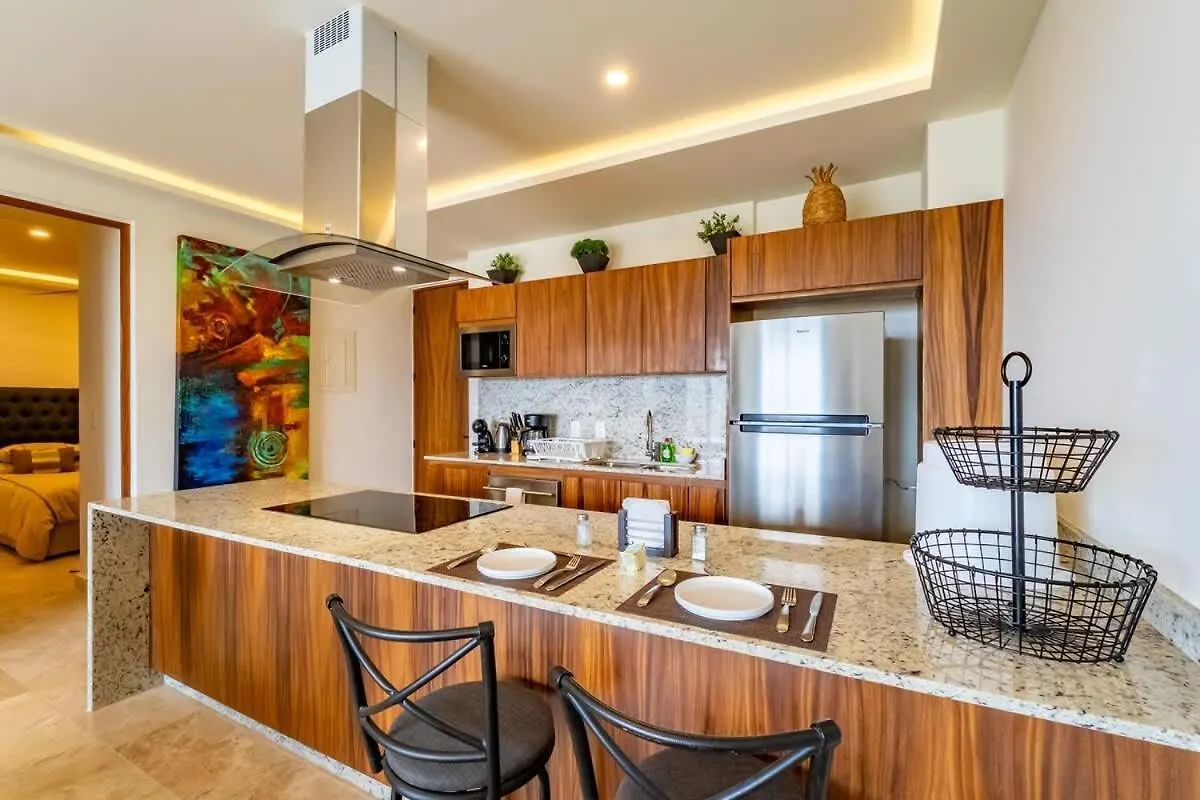 Oceanview 2BR Top Floor Condo Terrace-Pool Cozumel